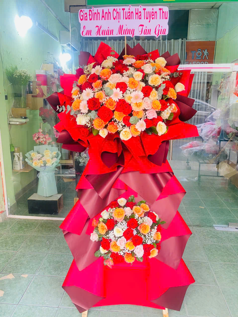 Kệ Hoa Khai Trương Đỏ Cam 2 KT69