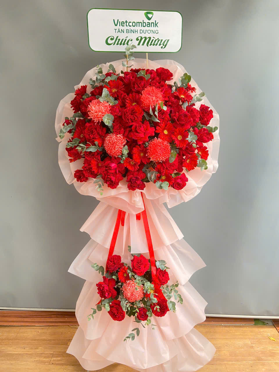 Kệ Hoa Khai Trương Đỏ Hạnh Phúc KT57