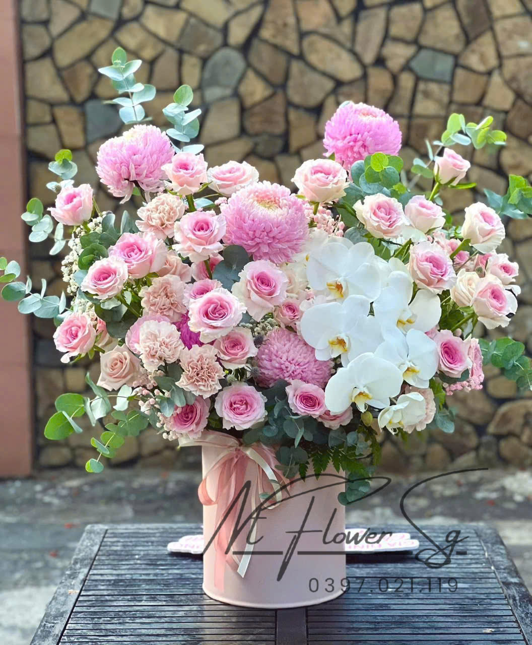 Giỏ Hoa Chúc Mừng Lan Hồ Điệp GH47