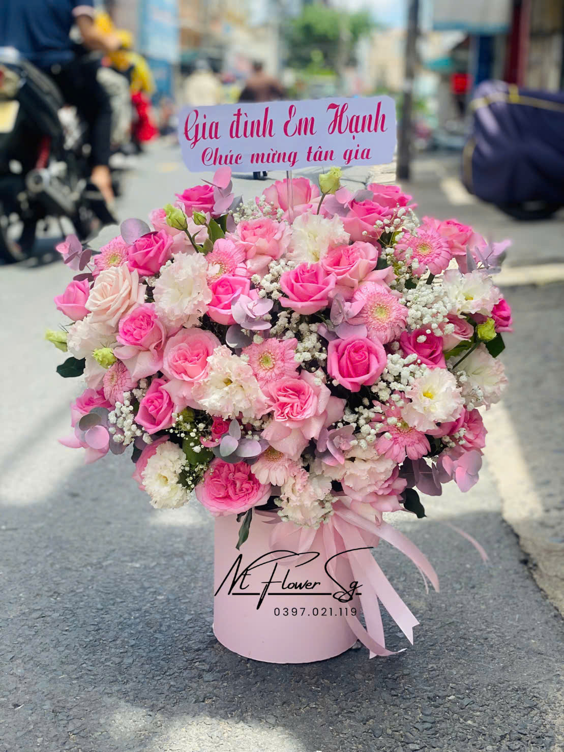 Giỏ Hoa Tươi Hồng Đại Cát GH66