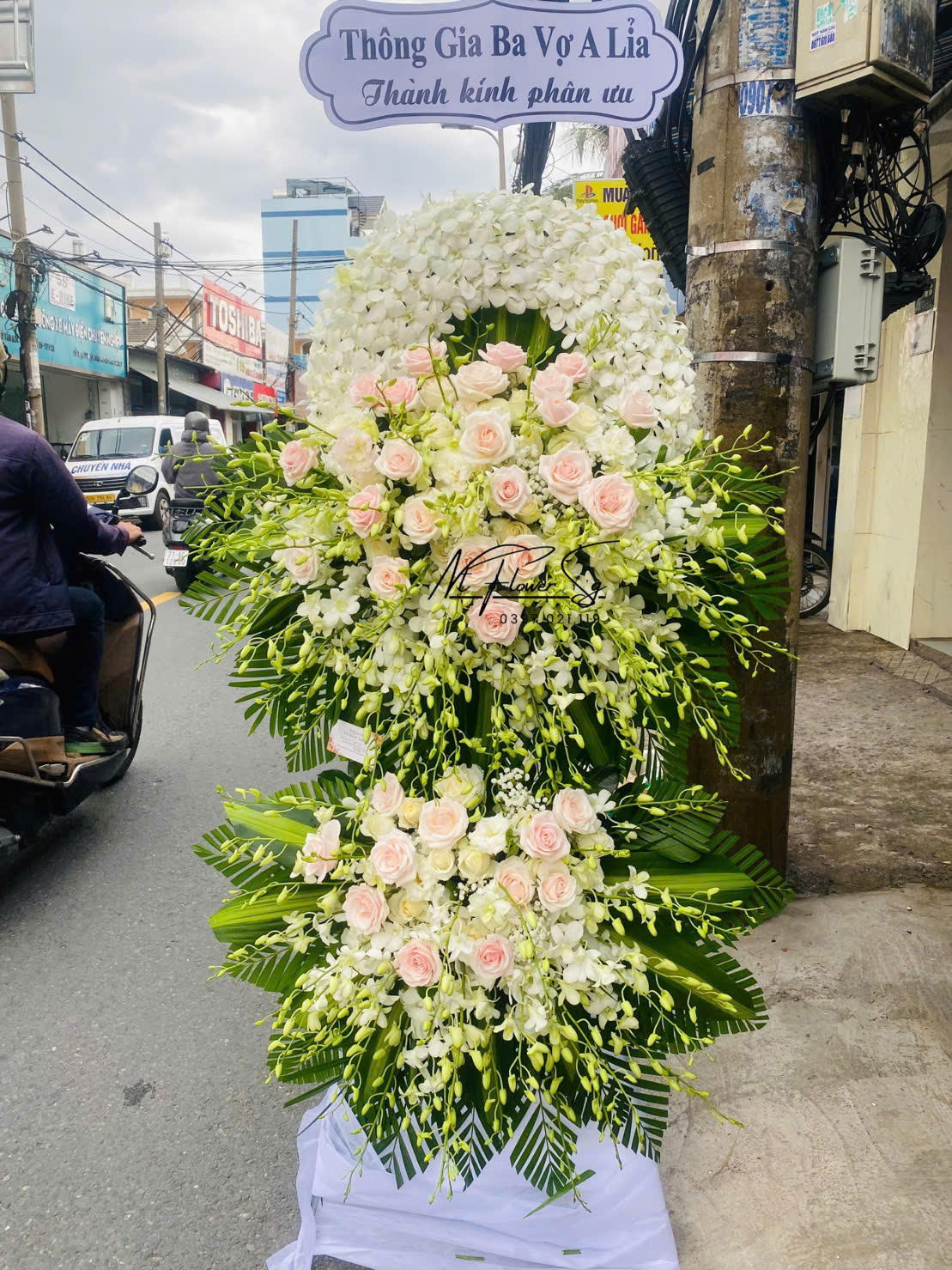 Kệ Tang Tiển Biệt HT73