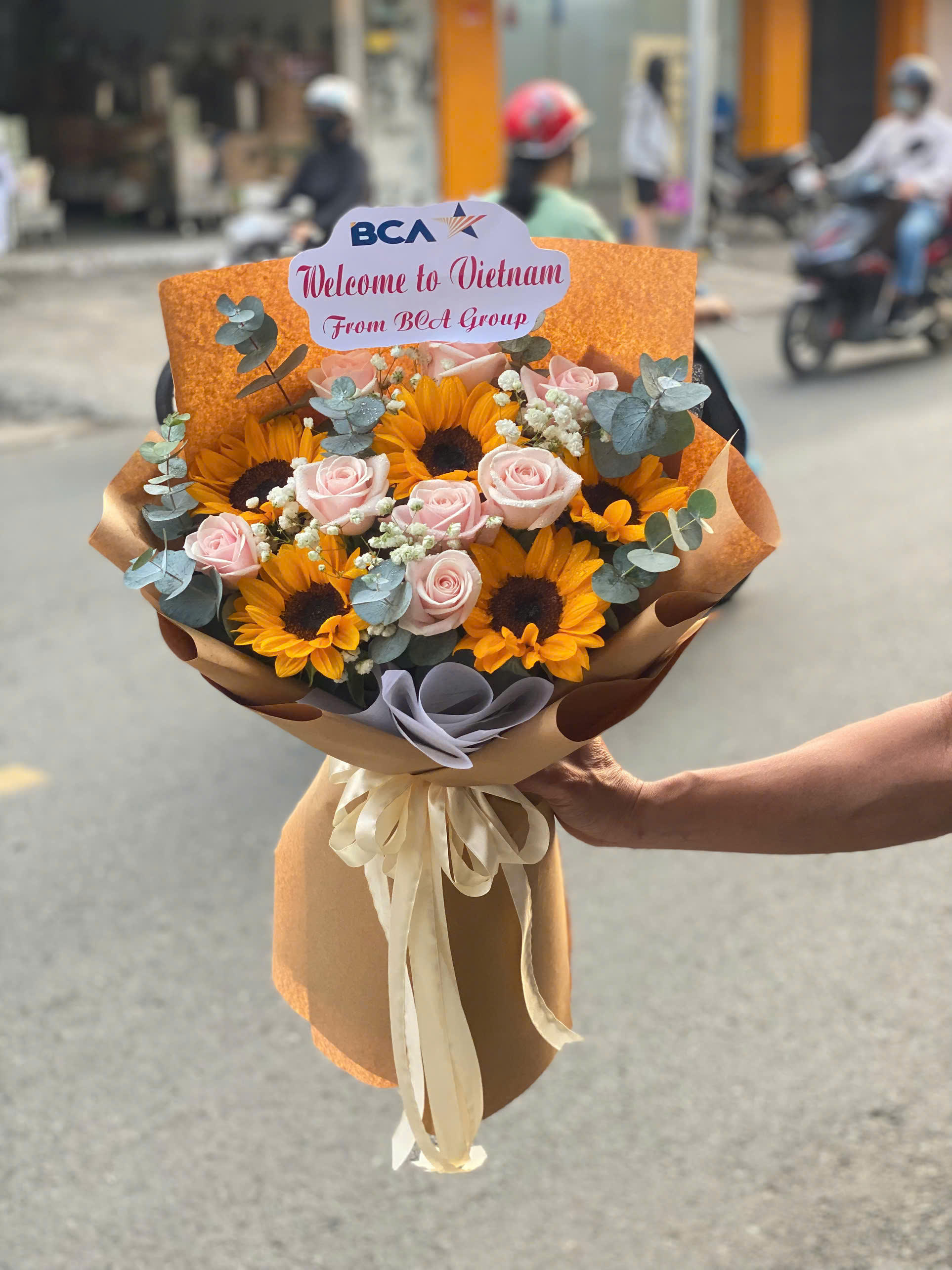 Hoa Bó Hướng Dương Kem HB87