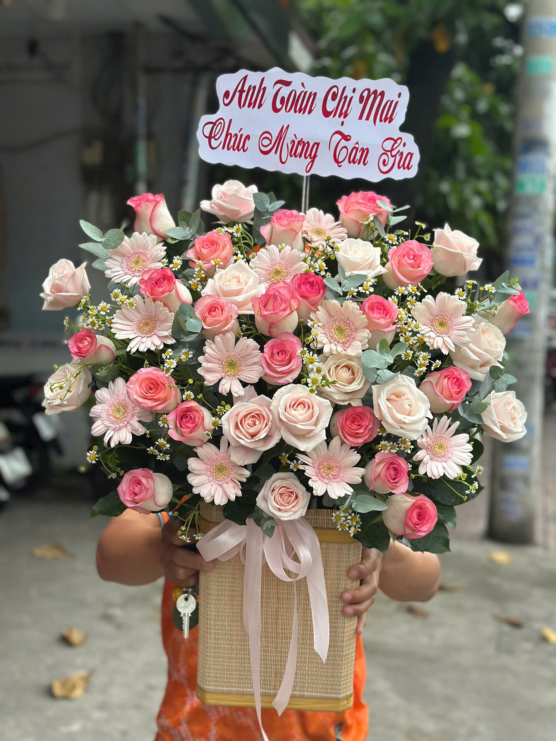 Giỏ Hoa Hồng Chúc Mừng Tân Gia GH35