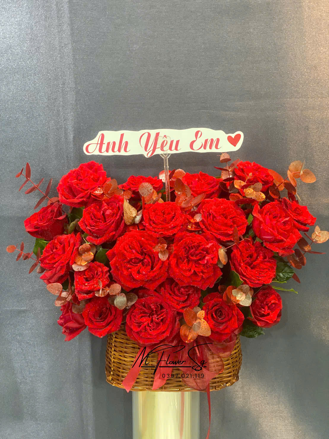 Giỏ Hoa Ô Đỏ GH34