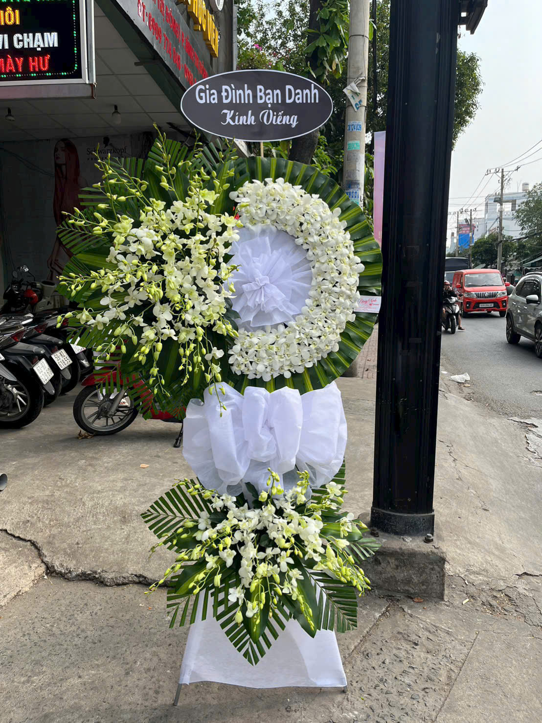 Kệ  Tang Trắng 6 HT114