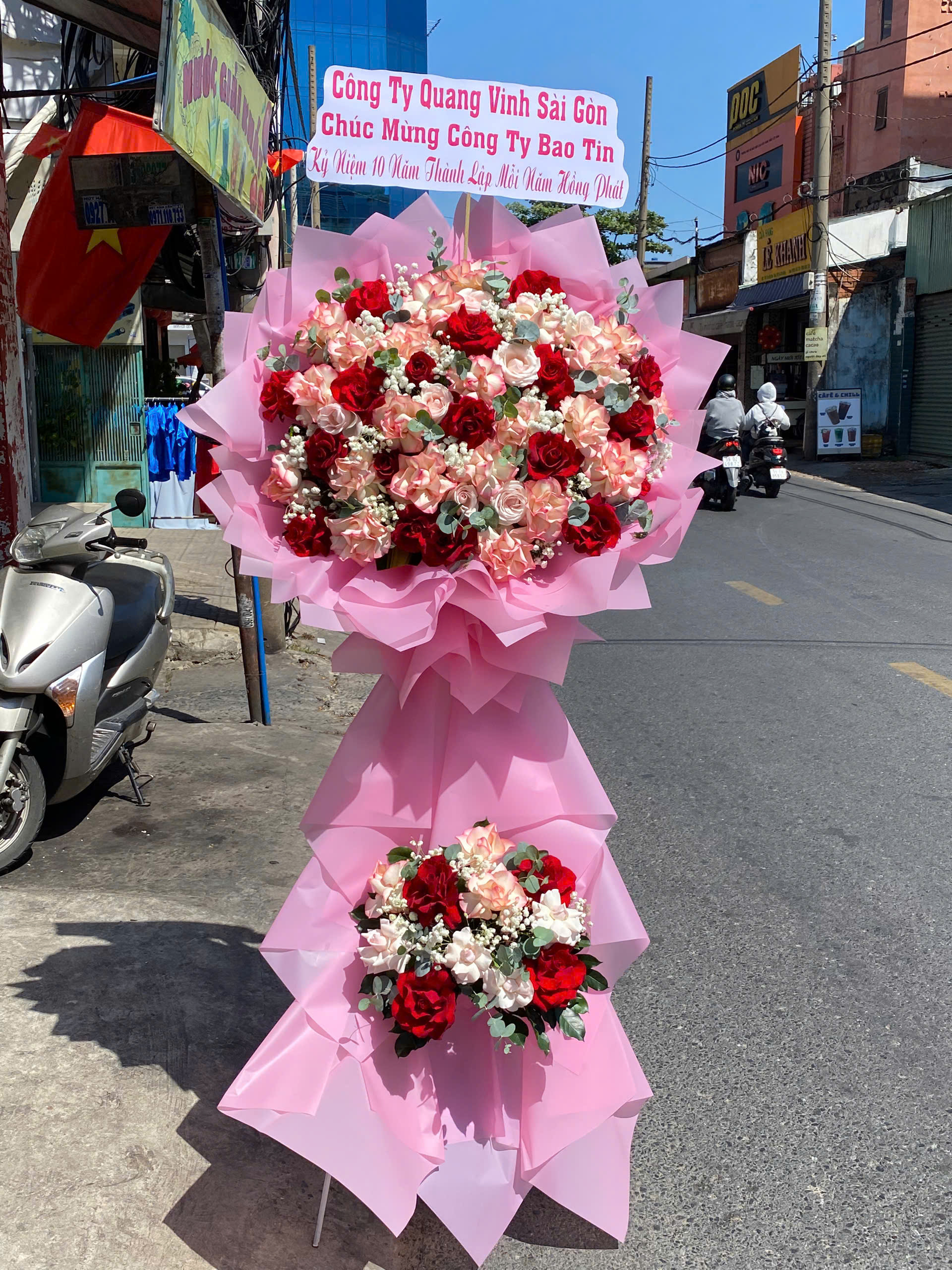 Kệ Hoa Khai Trương KT90