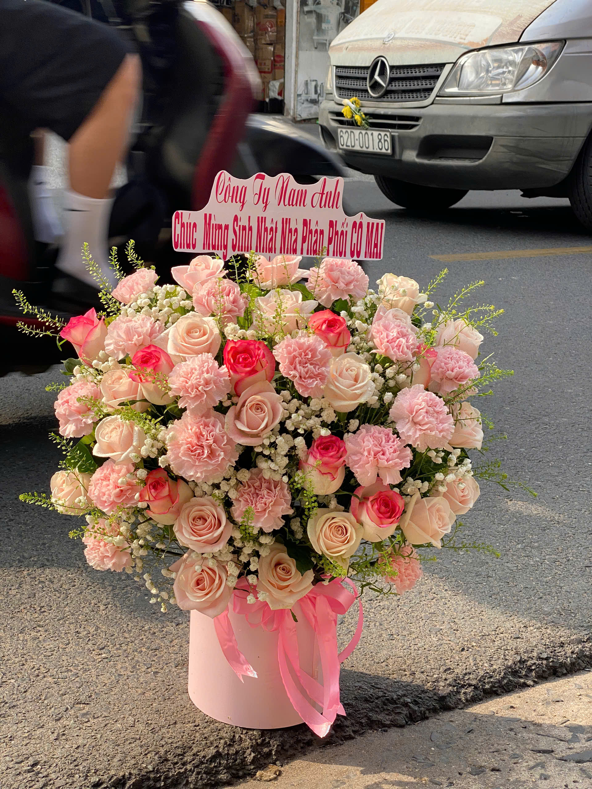 Giỏ Hoa Chúc Mừng Hồng Nhẹ Nhàng Ngọt Ngào GH78