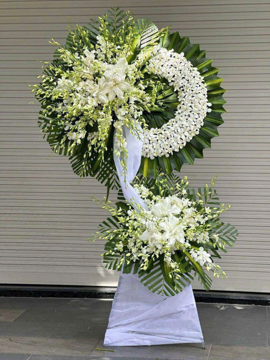 Kệ hoa khai trương đẹp tại T&acirc;n B&igrave;nh