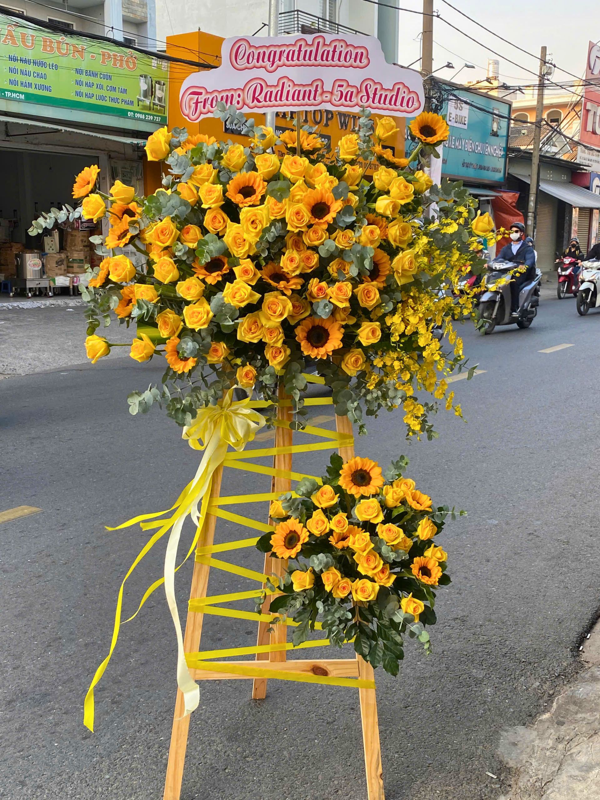 Kệ Hoa Khai Trương Kim Thịnh