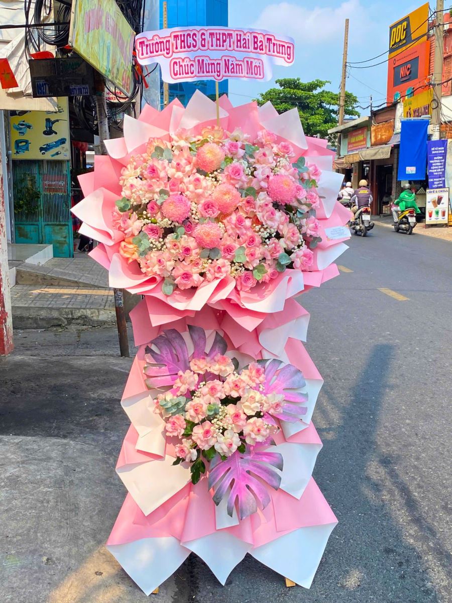 Kệ hoa khai trương tone hồng