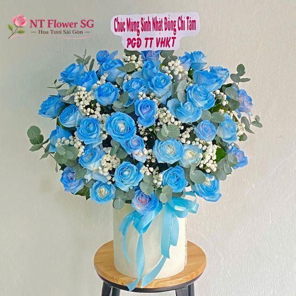 Giỏ Hoa Hồng Xanh Dương