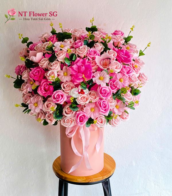 Giỏ Hoa Sáp Hồng Pastel 60 Bông