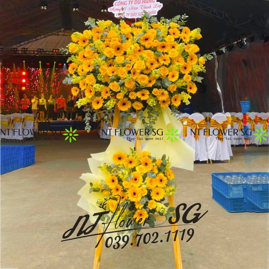 Kệ Hoa Khai Trương Vàng Đẹp KT77