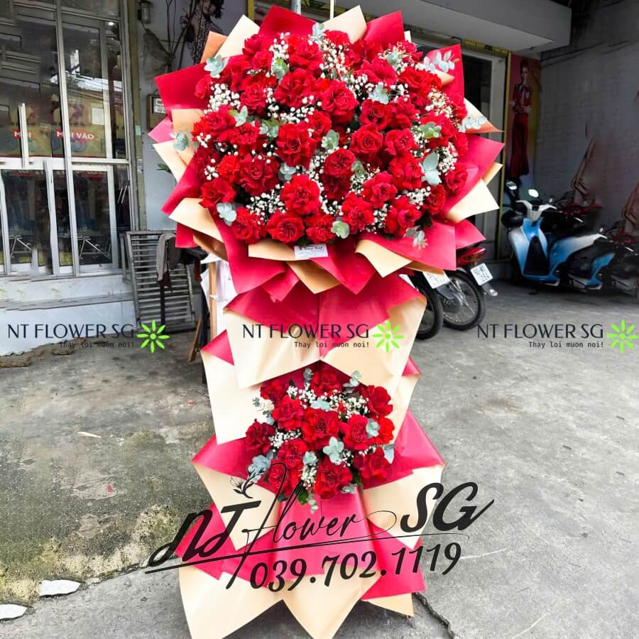 Kệ Hoa Khai Trương Giấy Đỏ Vàng KT76