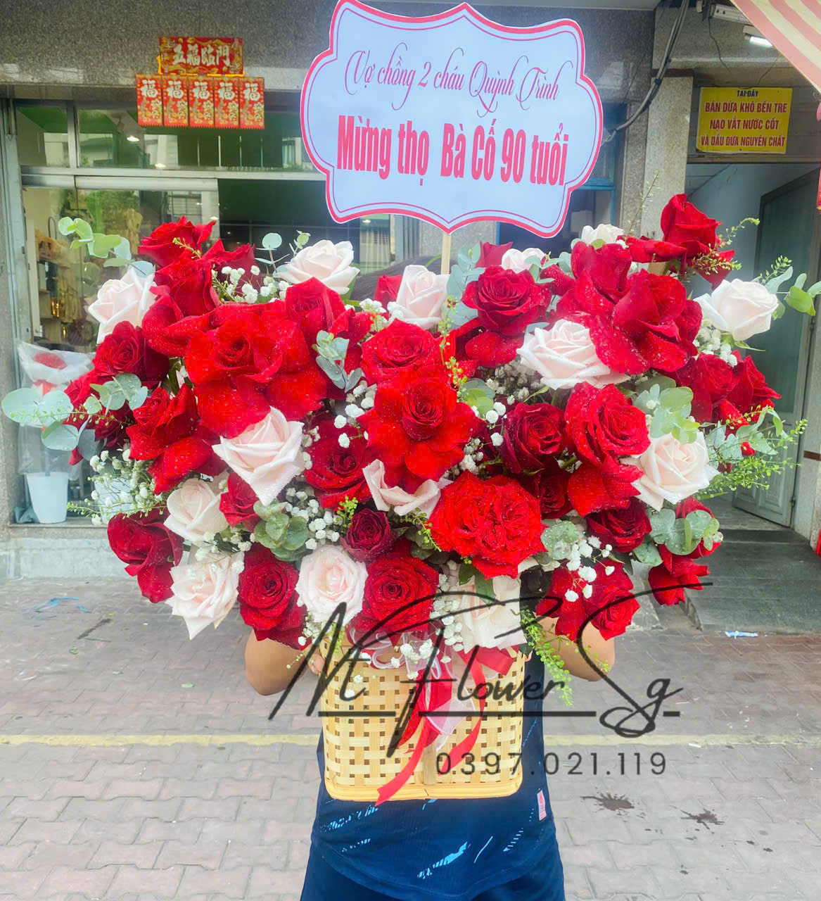 Giỏ Hoa Tươi Vạn Sự  GH33