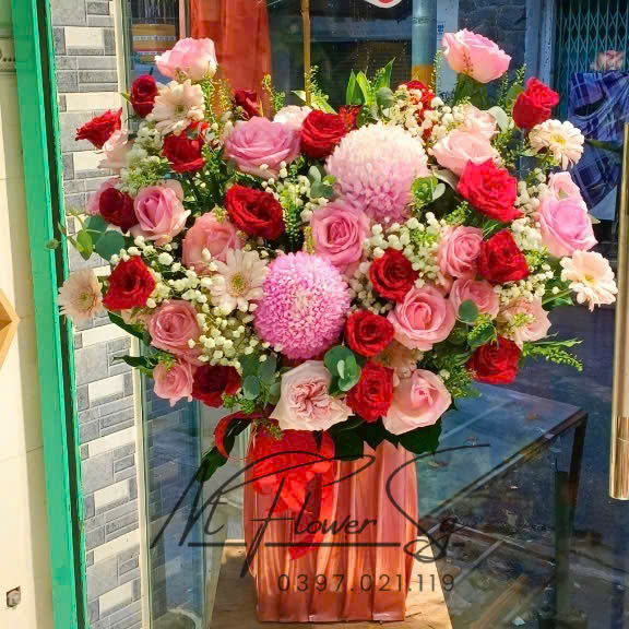 Giỏ Hoa Tươi  Hồng Vip GH37