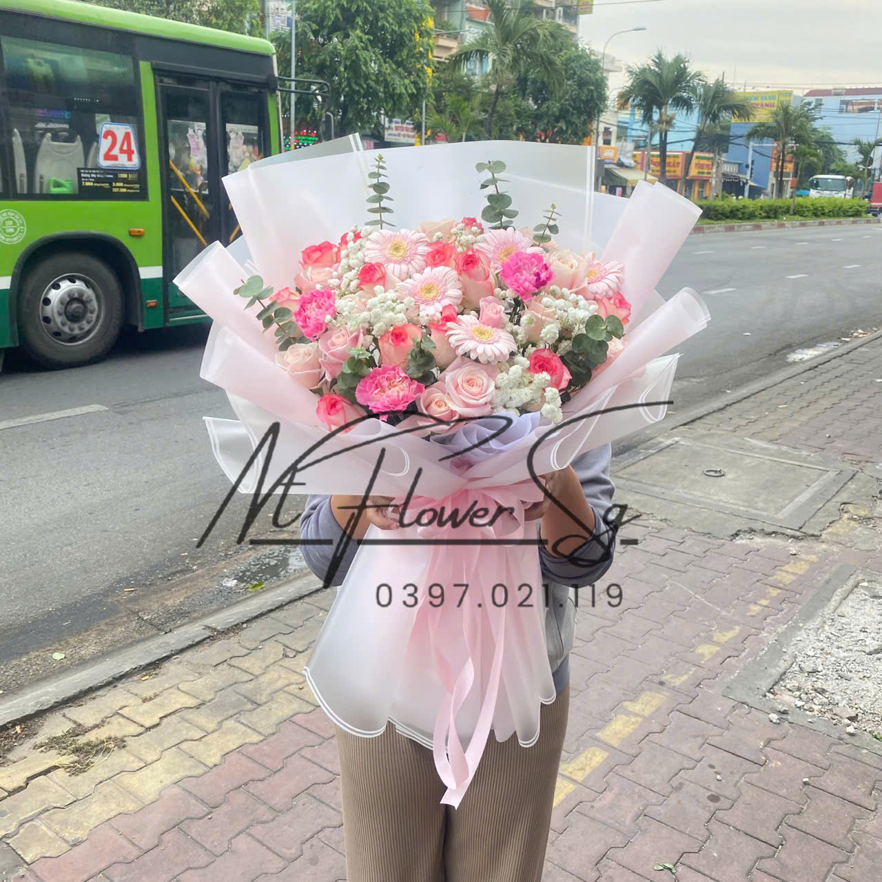 Hoa Bó Hồng Nhẹ HB57