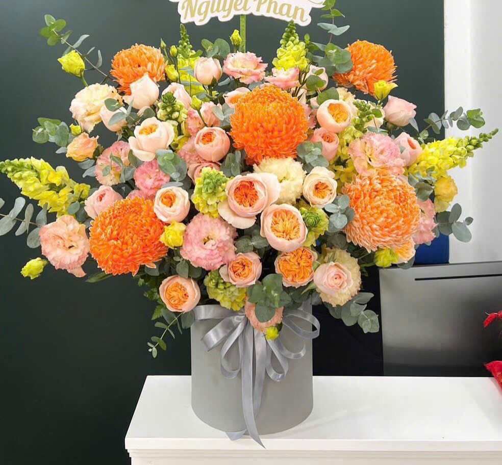 Giỏ Hoa Tươi Cam Đẹp  8/3 GH15