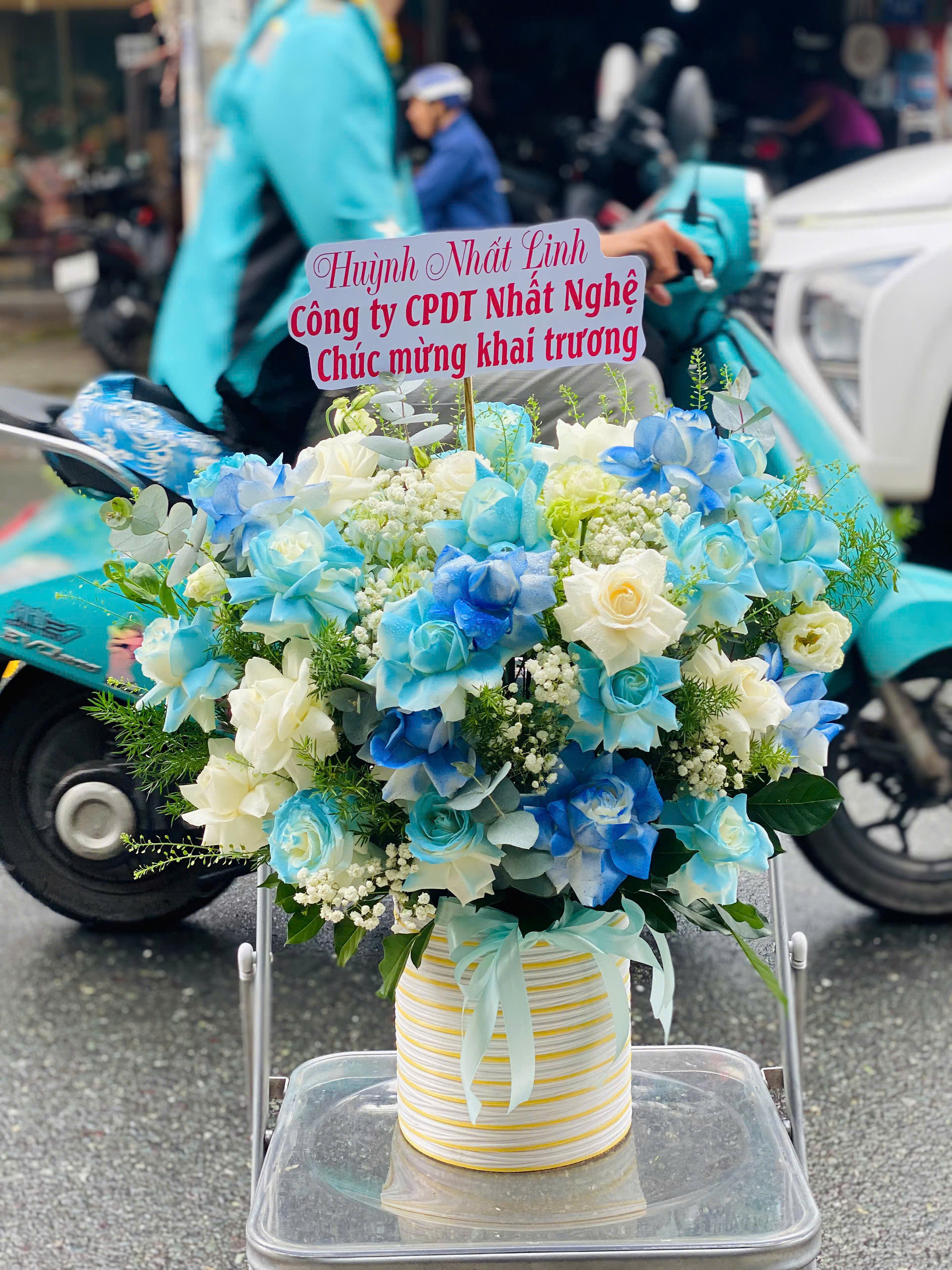 Giỏ hoa tươi 8/3 23