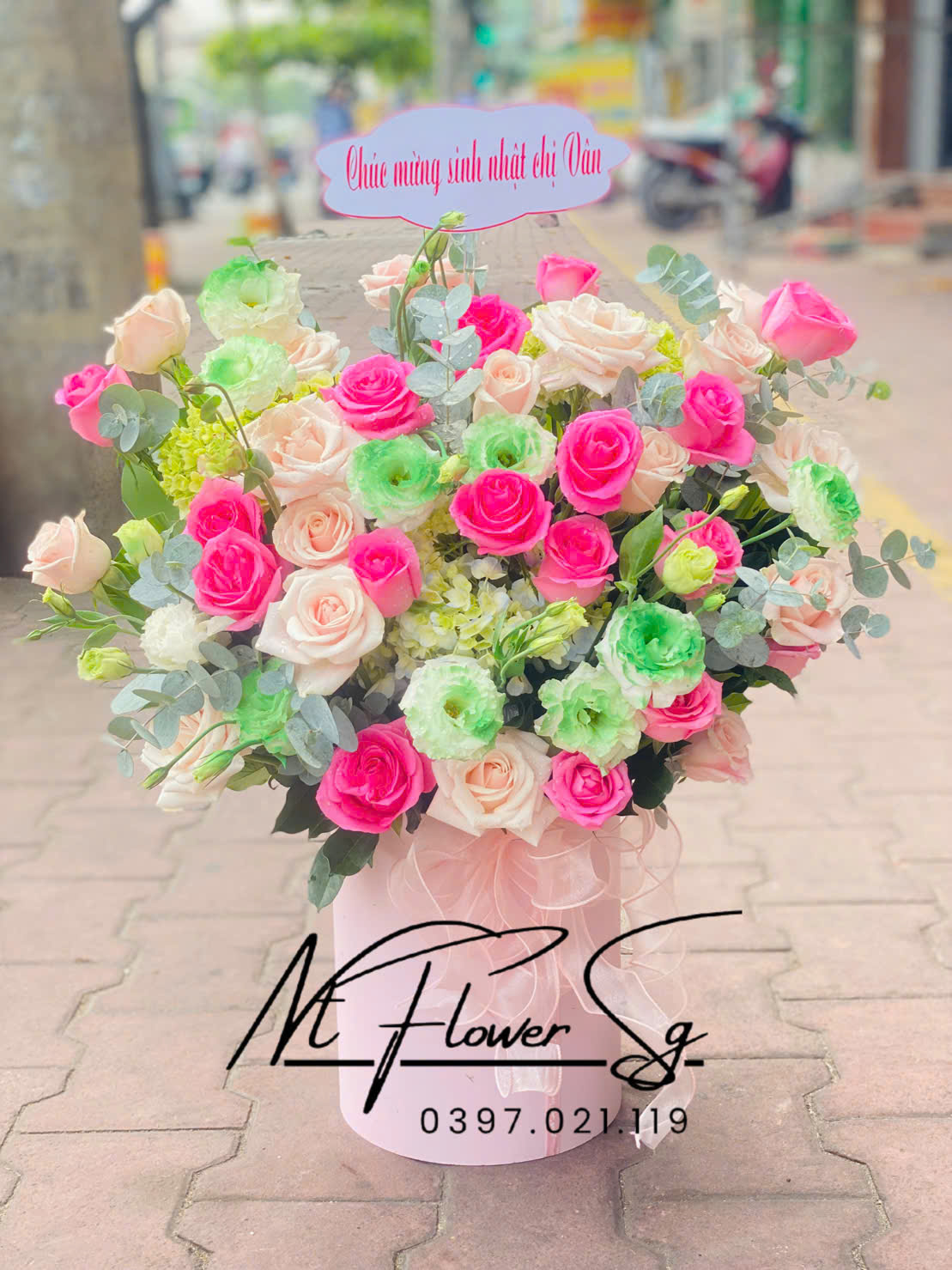 Giỏ Hoa Tươi Hồng Tấn Lộc GH60